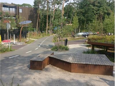 Corten staal zitbank